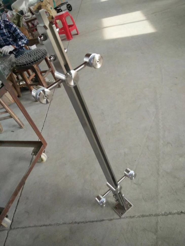 Stainless Steel Fence Post